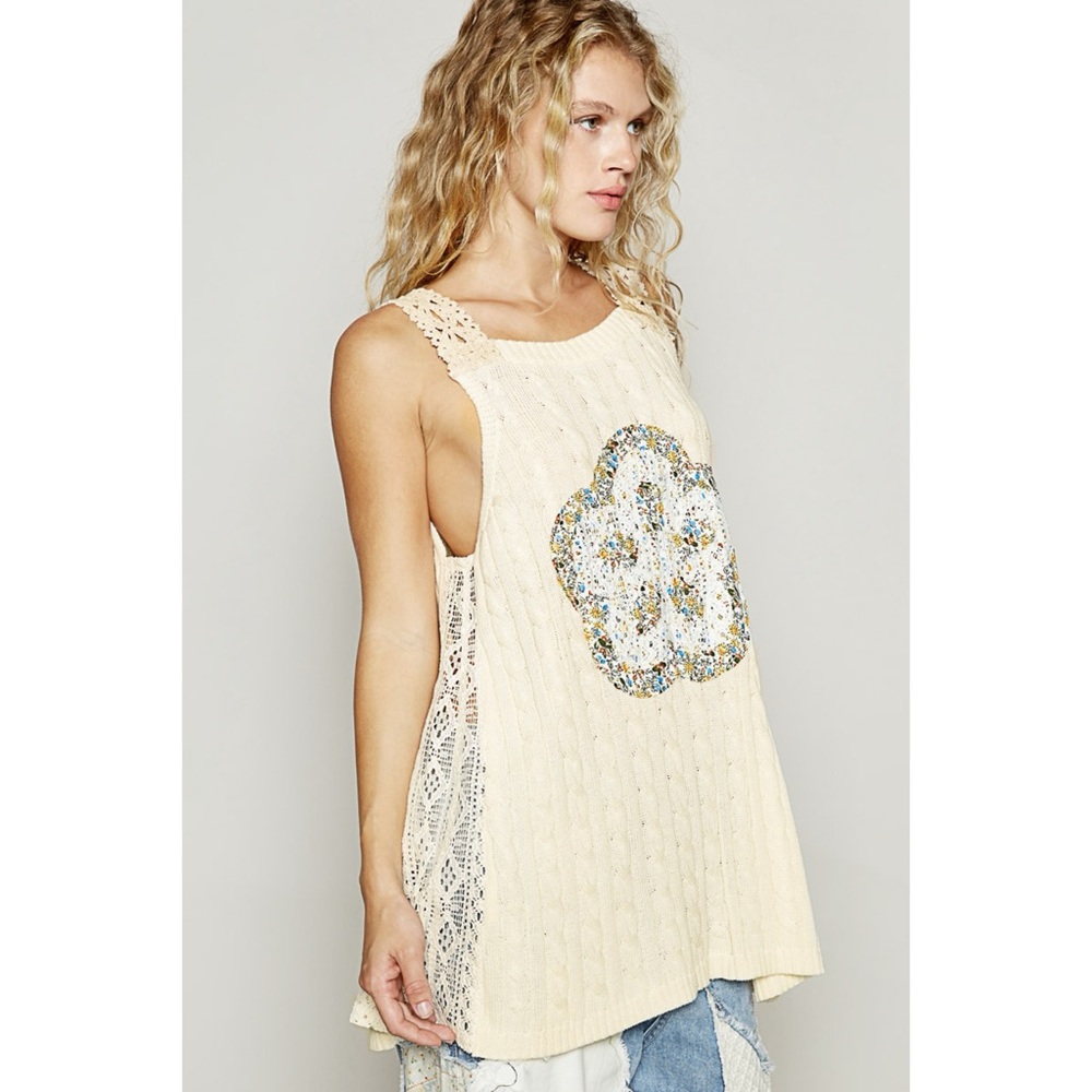 POL Cream Floral Sleeveless Knit Top - Picture 2 of 7